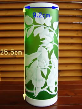 筒型の色被せガラス花瓶 デザートピーの直径と高さのサイズ画像