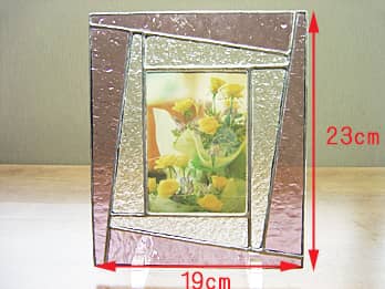 ステンドグラス製のフォトフレーム アンティークローズのサイズ画像