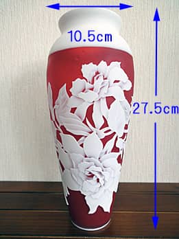 色被せガラス花瓶 くちなしの直径と高さのサイズ画像
