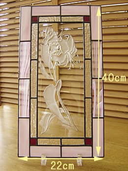 「エッチングガラスの壁飾り・ユリ」のサイズ画像