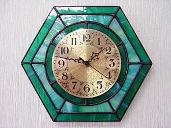 六角形のステンドグラス製掛け時計・グリーン