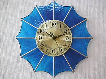 ステンドグラス製の掛け時計・マリンブルー